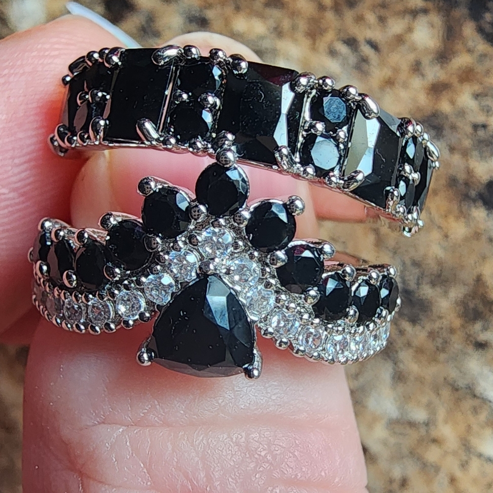 2 size 8 black onyx bomb party